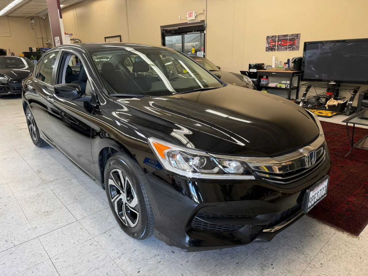 honda accord 2017 1HGCR2F33HA157870 image honda accord 2017 1HGCR2F33HA157870 image