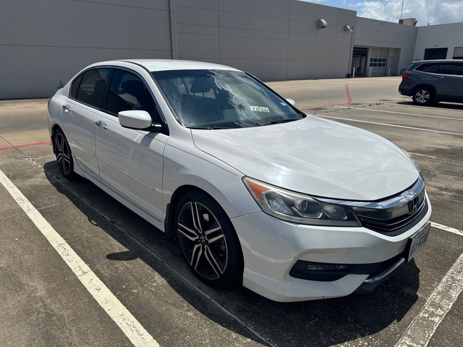 honda accord 2017 1HGCR2F52HA172426 image honda accord 2017 1HGCR2F52HA172426 image