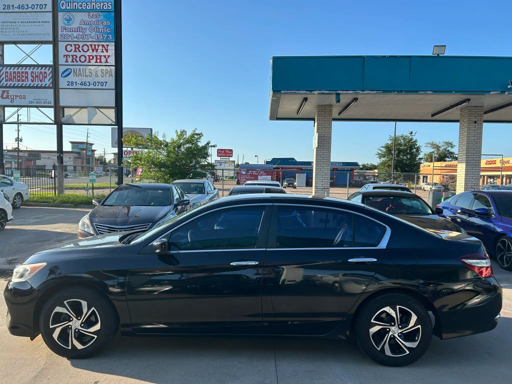 honda accord 2017 1HGCR2F33HA205772 image honda accord 2017 1HGCR2F33HA205772 image