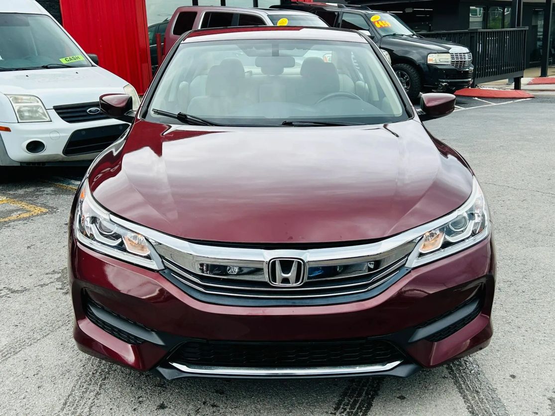 honda accord 2017 1HGCR2F3XHA302905 image honda accord 2017 1HGCR2F3XHA302905 image