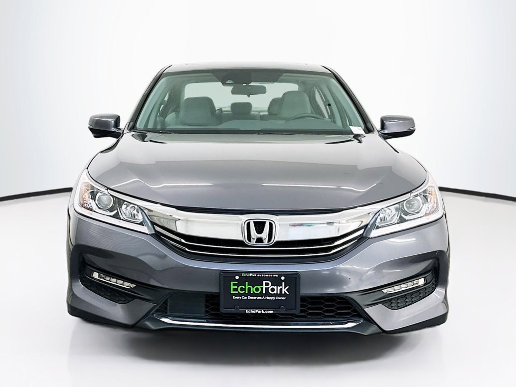 honda accord 2017 1HGCR2F02HA009019 image honda accord 2017 1HGCR2F02HA009019 image