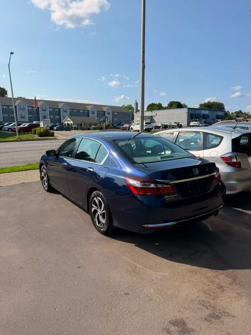 honda accord 2017 1HGCR2F3XHA198643 image honda accord 2017 1HGCR2F3XHA198643 image