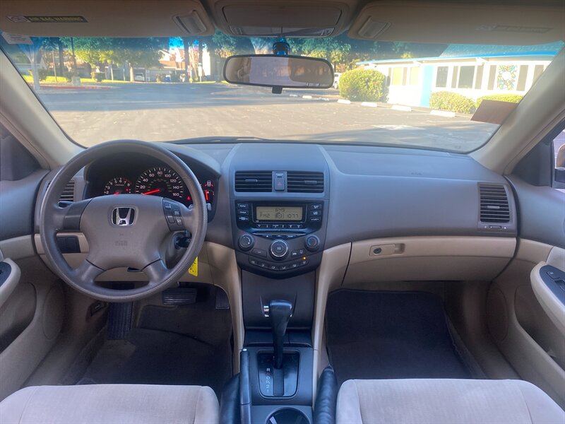 honda accord 2004 JHMCM56374C003500 image honda accord 2004 JHMCM56374C003500 image