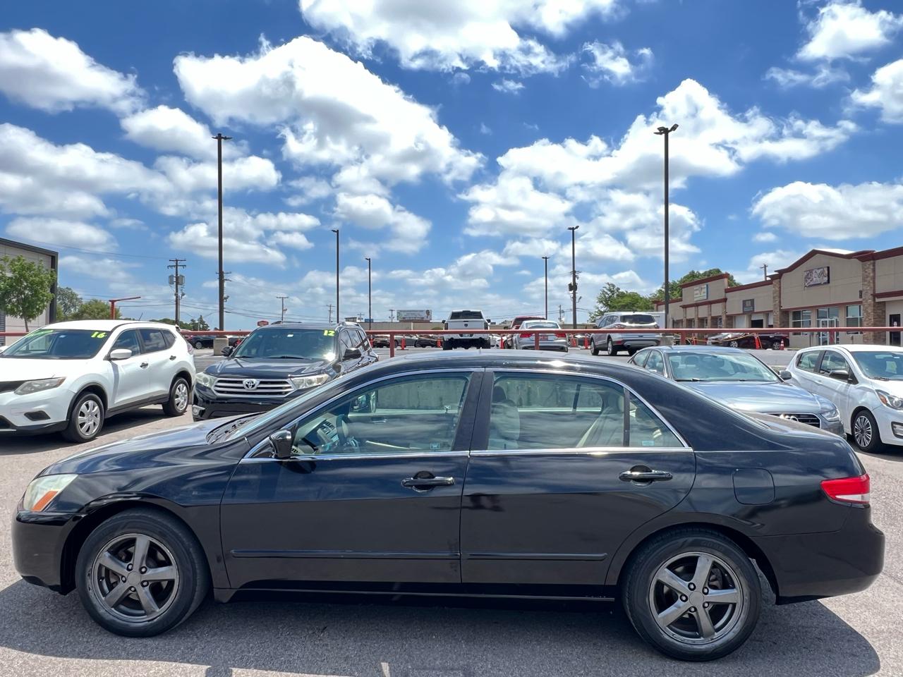 honda accord 2004 1HGCM56654A113065 image honda accord 2004 1HGCM56654A113065 image