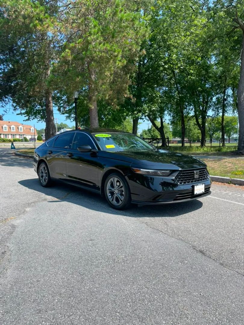 honda accord 2024 1HGCY1F37RA004262 image honda accord 2024 1HGCY1F37RA004262 image
