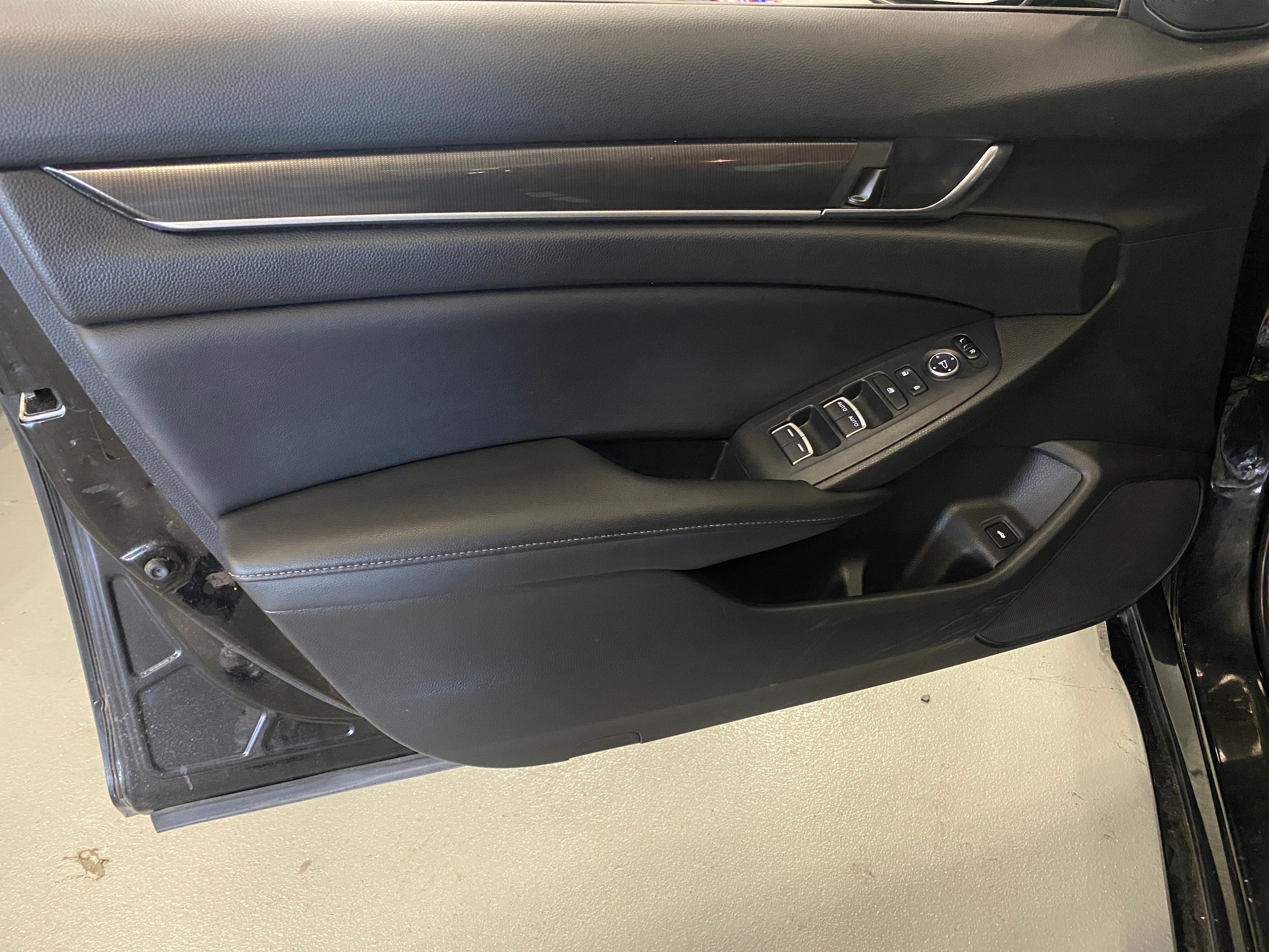 honda accord 2020 1HGCV1F32LA037959 image honda accord 2020 1HGCV1F32LA037959 image