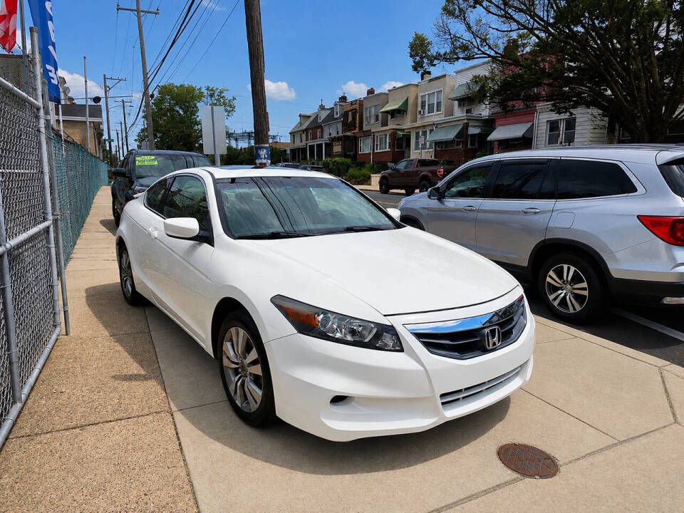 honda accord 2011 1HGCS1B84BA015812 image honda accord 2011 1HGCS1B84BA015812 image