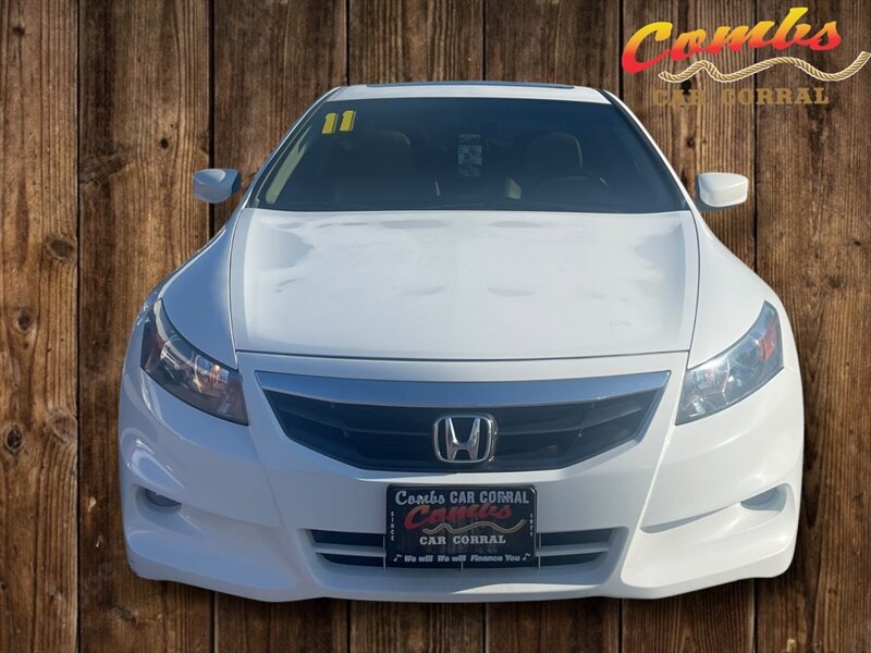 honda accord 2011 1HGCS2B81BA003686 image honda accord 2011 1HGCS2B81BA003686 image