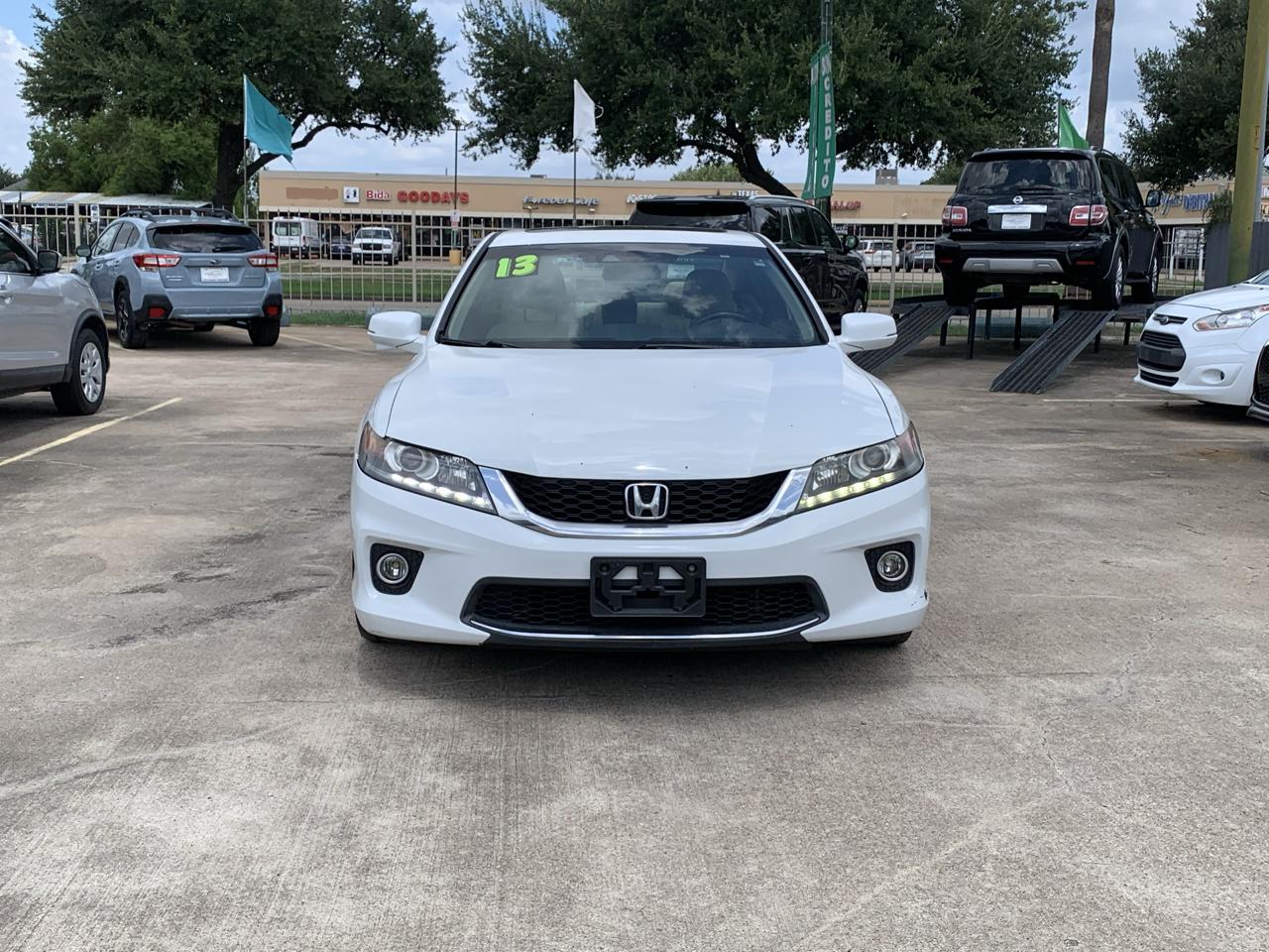 honda accord 2013 1HGCT2B80DA011472 image honda accord 2013 1HGCT2B80DA011472 image
