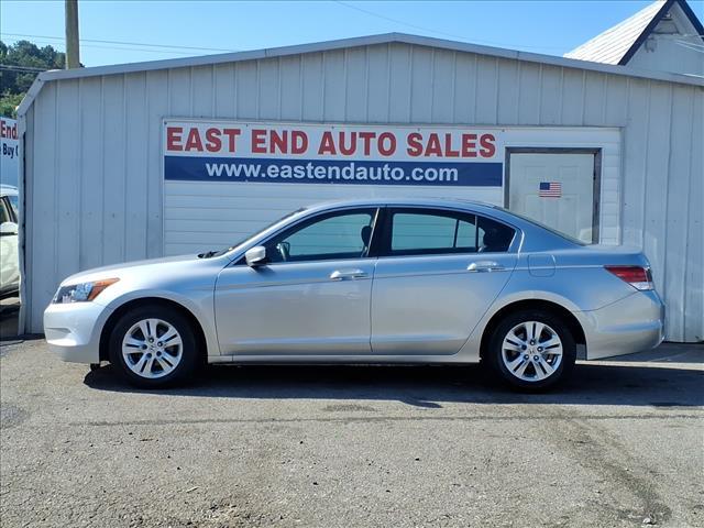 honda accord 2010 1HGCP2F4XAA047063 image