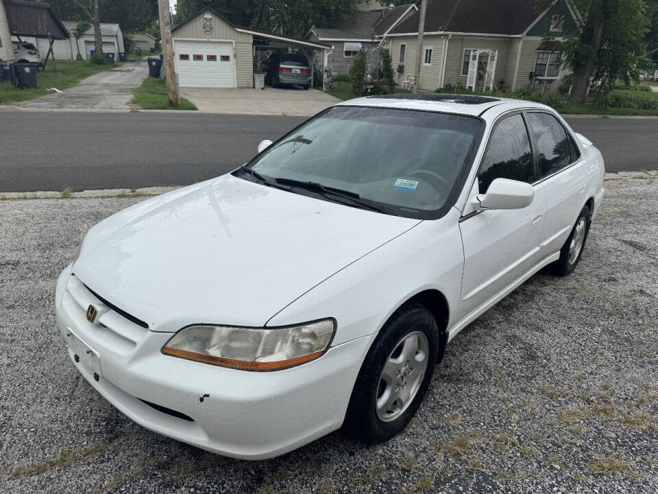honda accord 2000 1HGCG1658YA017847 image honda accord 2000 1HGCG1658YA017847 image