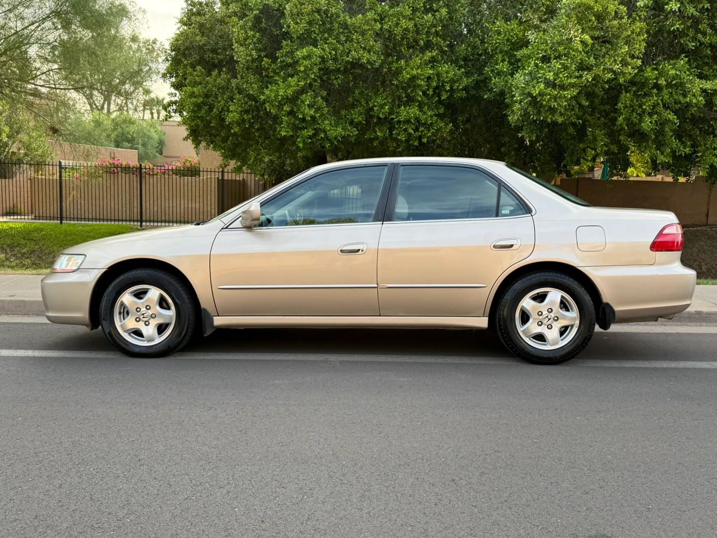 honda accord 2000 1HGCG1651YA076867 image honda accord 2000 1HGCG1651YA076867 image