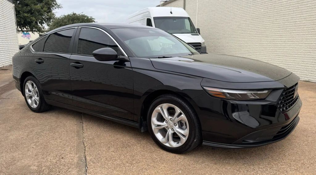 honda accord 2025 1HGCY1F24SA009268 image honda accord 2025 1HGCY1F24SA009268 image