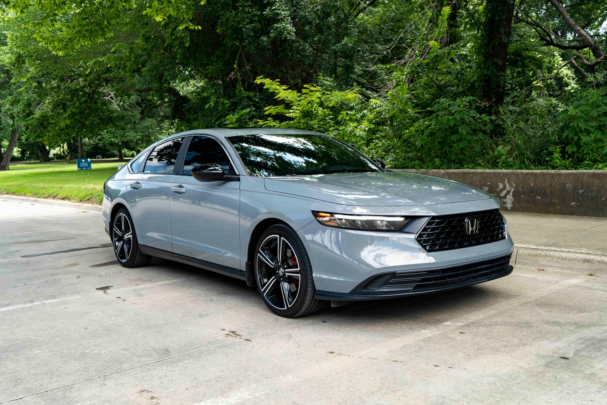 honda accord 2025 1HGCY2F52SA041829 image