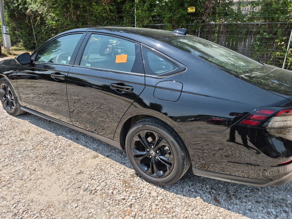 honda accord 2025 1HGCY1F46SA084605 image honda accord 2025 1HGCY1F46SA084605 image