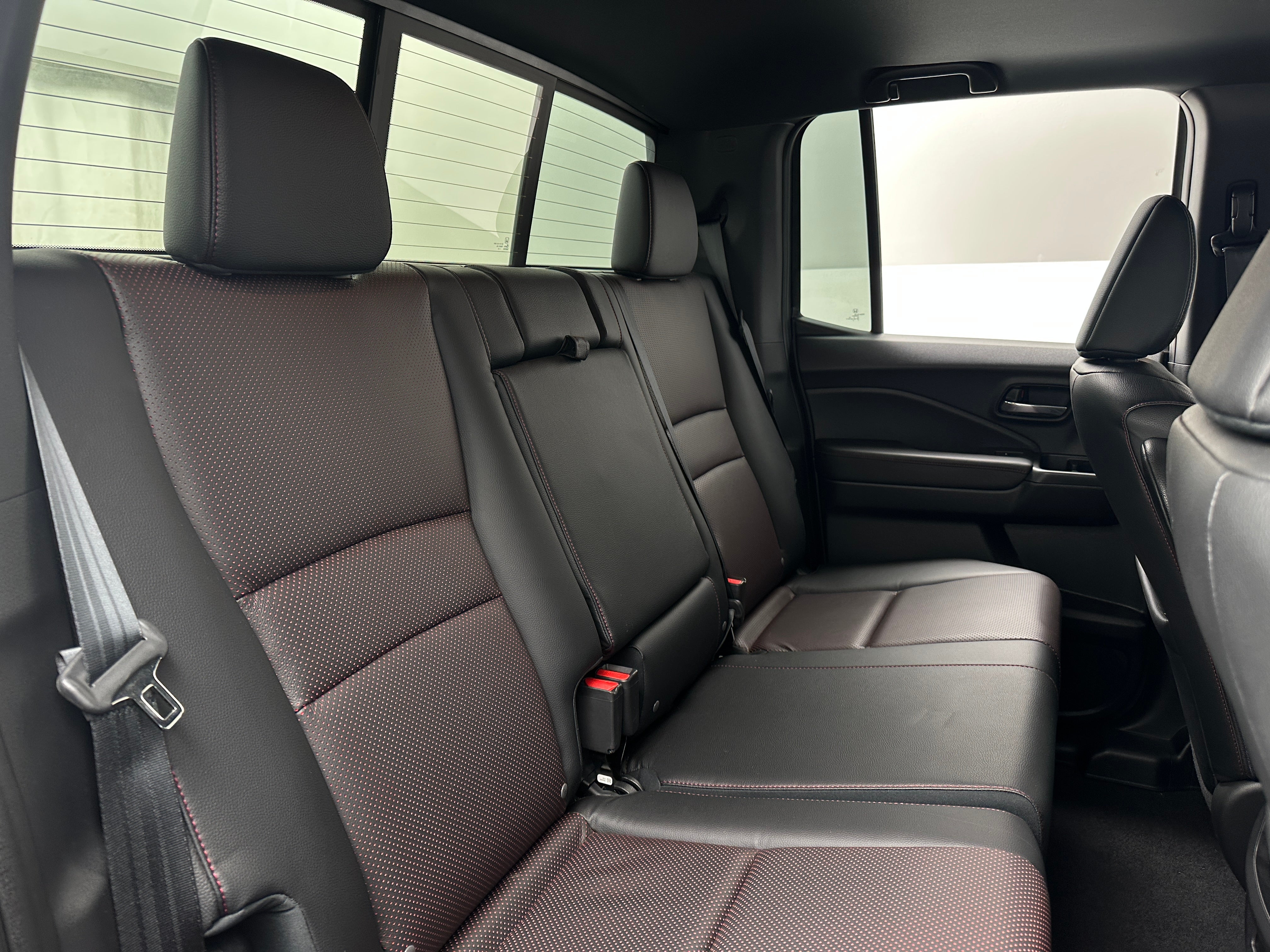 honda ridgeline 2019 5FPYK3F85KB007422 image