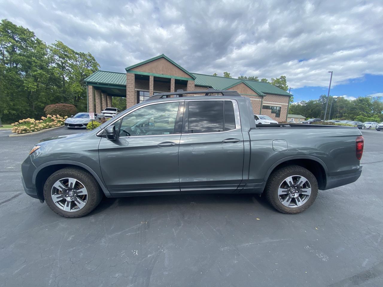 honda ridgeline 2018 5FPYK2F65JB002115 image honda ridgeline 2018 5FPYK2F65JB002115 image