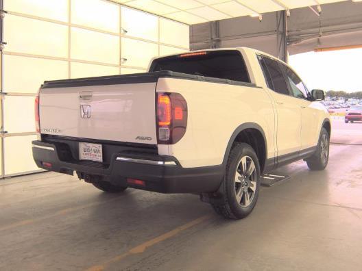 honda ridgeline 2018 5FPYK3F55JB002662 image honda ridgeline 2018 5FPYK3F55JB002662 image