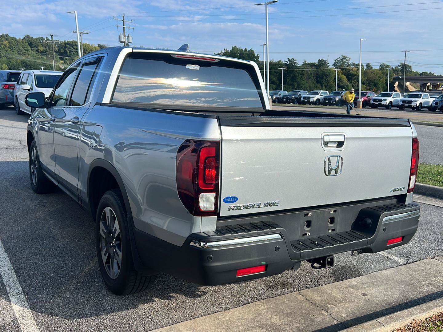 honda ridgeline 2018 5FPYK3F61JB004112 image honda ridgeline 2018 5FPYK3F61JB004112 image