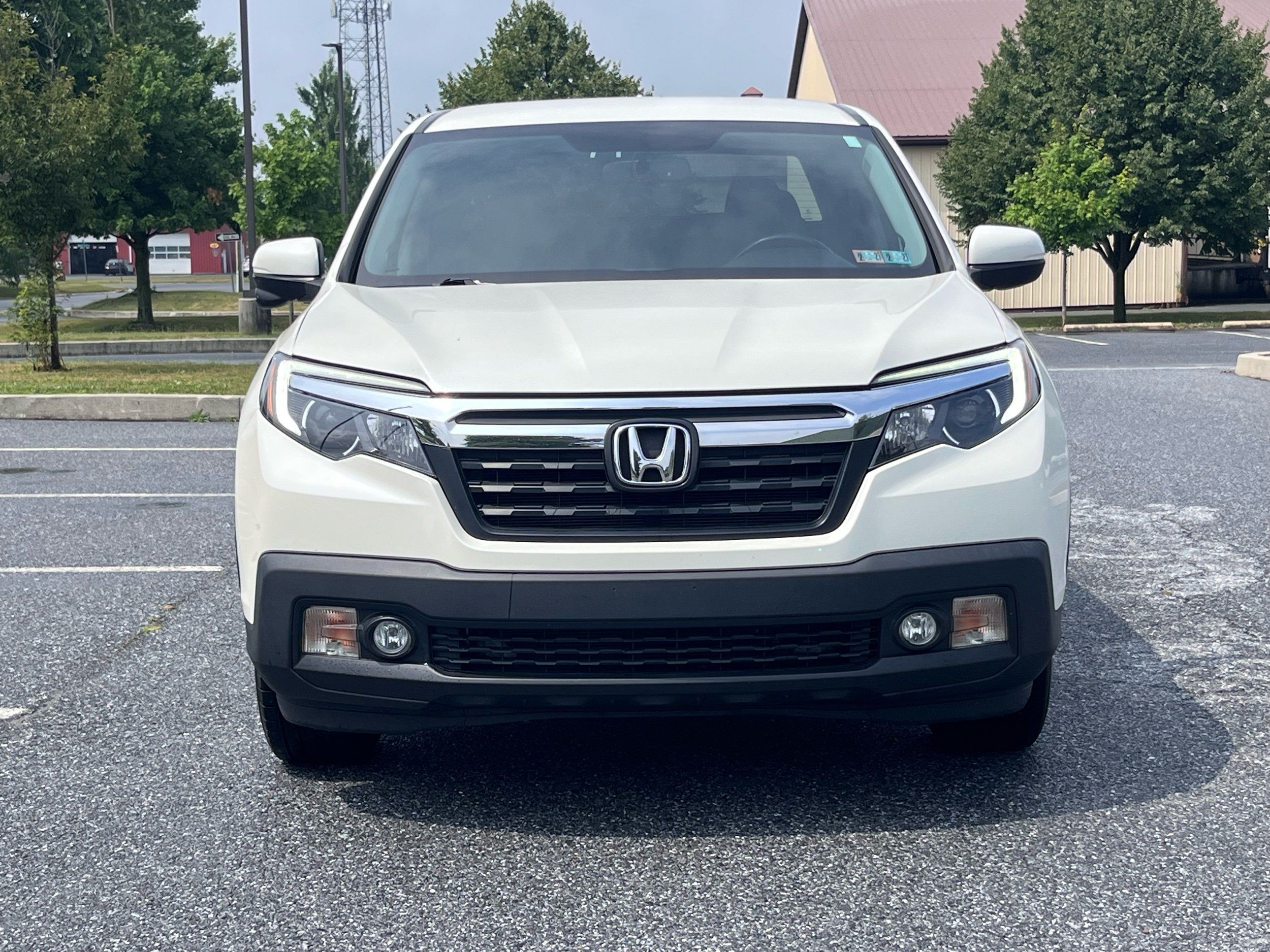 honda ridgeline 2018 5FPYK3F64JB015119 image honda ridgeline 2018 5FPYK3F64JB015119 image