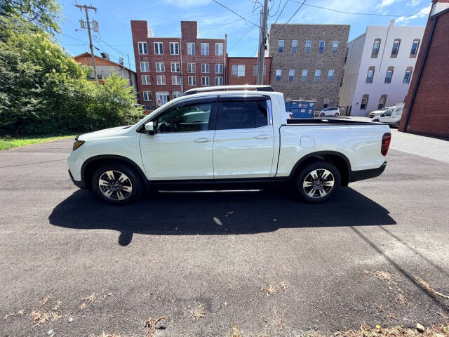 honda ridgeline 2017 5FPYK2F67HB005432 image honda ridgeline 2017 5FPYK2F67HB005432 image
