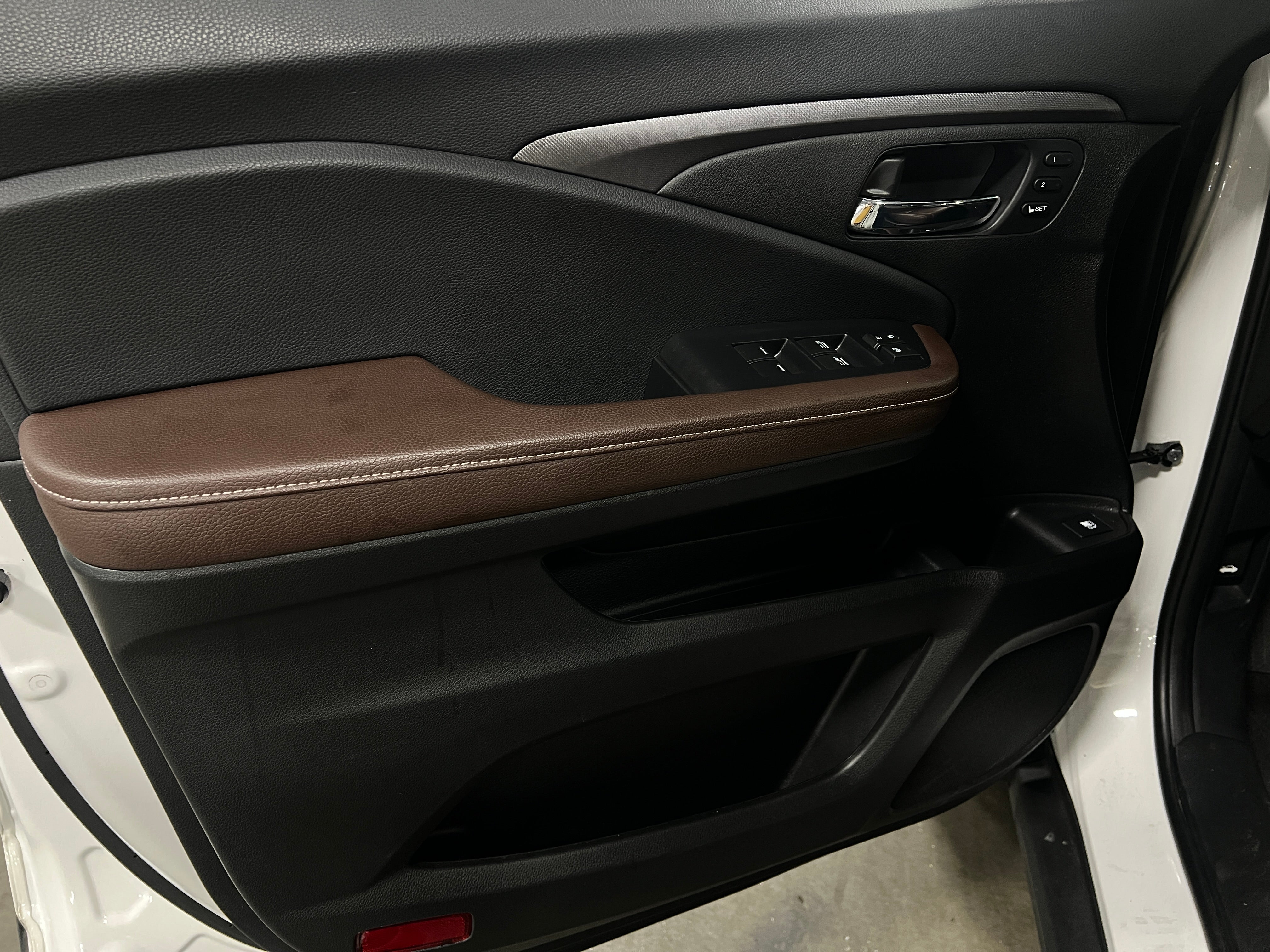 honda ridgeline 2025 5FPYK3F58SB049279 image