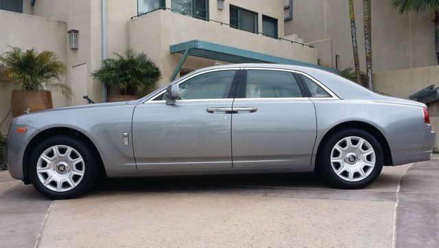 rolls-royce ghost 2010 SCA664S5XAUX48832 image rolls-royce ghost 2010 SCA664S5XAUX48832 image