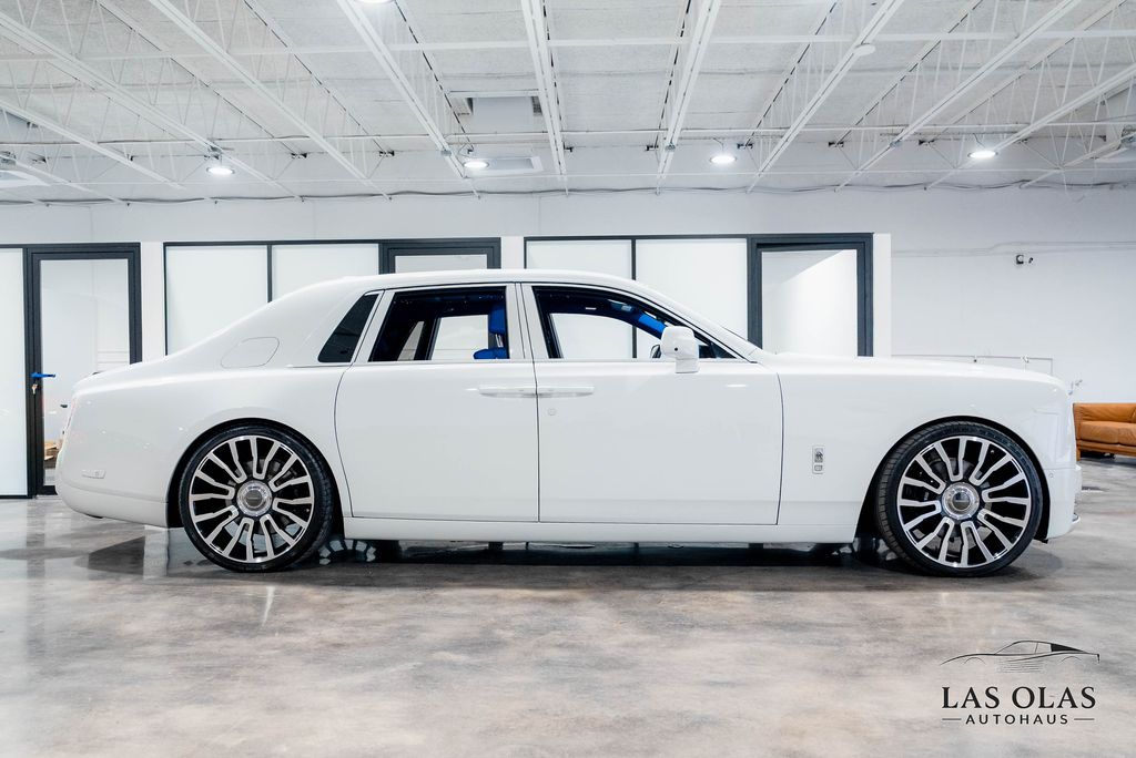 rolls-royce phantom 2024 SCATT6C03RU221737 image rolls-royce phantom 2024 SCATT6C03RU221737 image