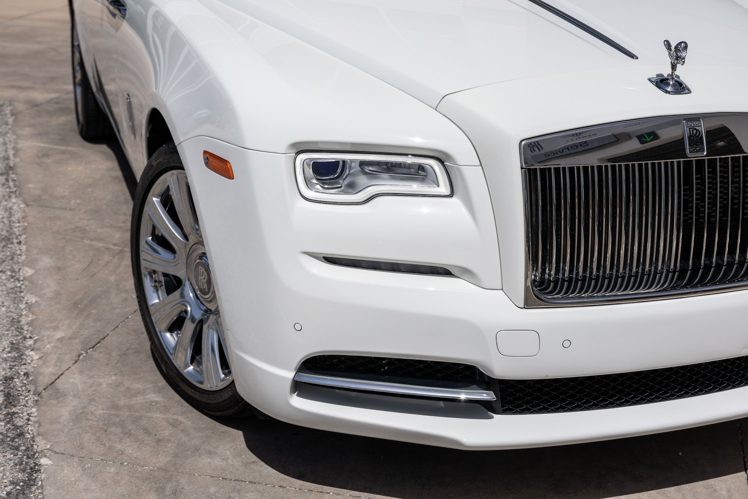 rolls-royce dawn 2017 SCA666D50HU107224 image rolls-royce dawn 2017 SCA666D50HU107224 image