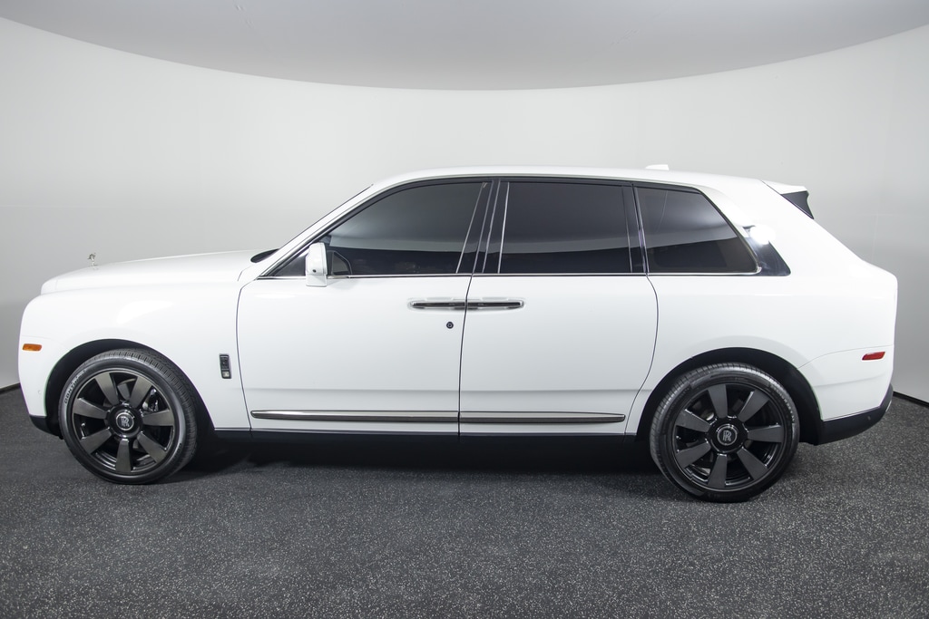 rolls-royce cullinan 2019 SLA689X52KU114092 image rolls-royce cullinan 2019 SLA689X52KU114092 image