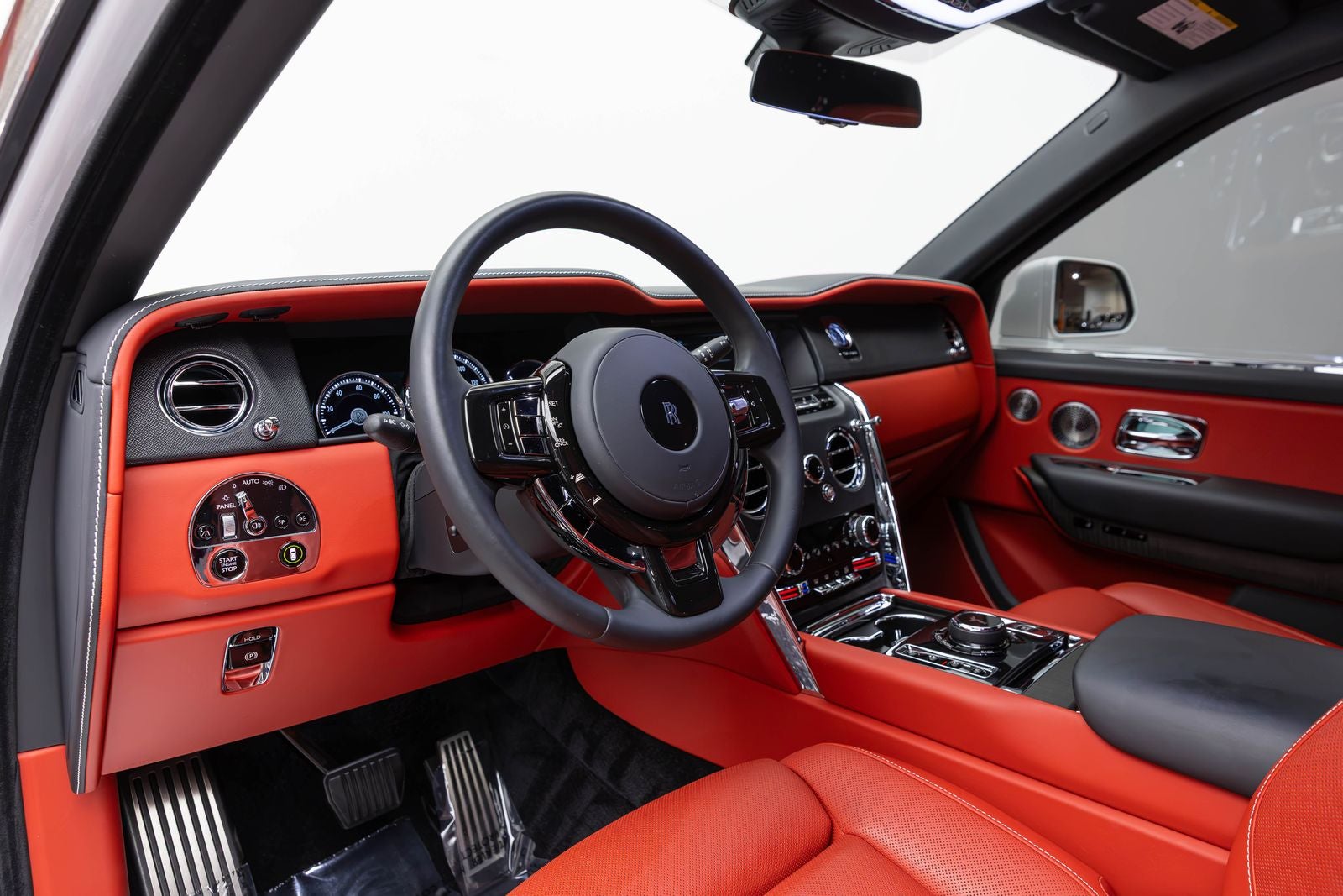 rolls-royce cullinan 2021 SLATV4C08MU206609 image rolls-royce cullinan 2021 SLATV4C08MU206609 image