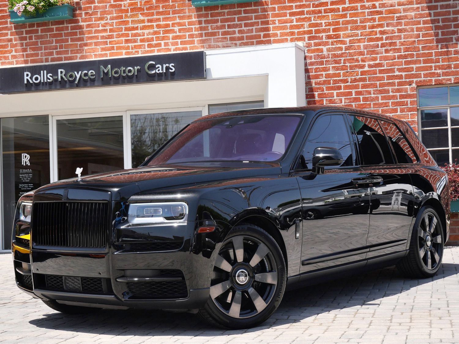rolls-royce cullinan 2022 SLATV4C02NU212598 image rolls-royce cullinan 2022 SLATV4C02NU212598 image