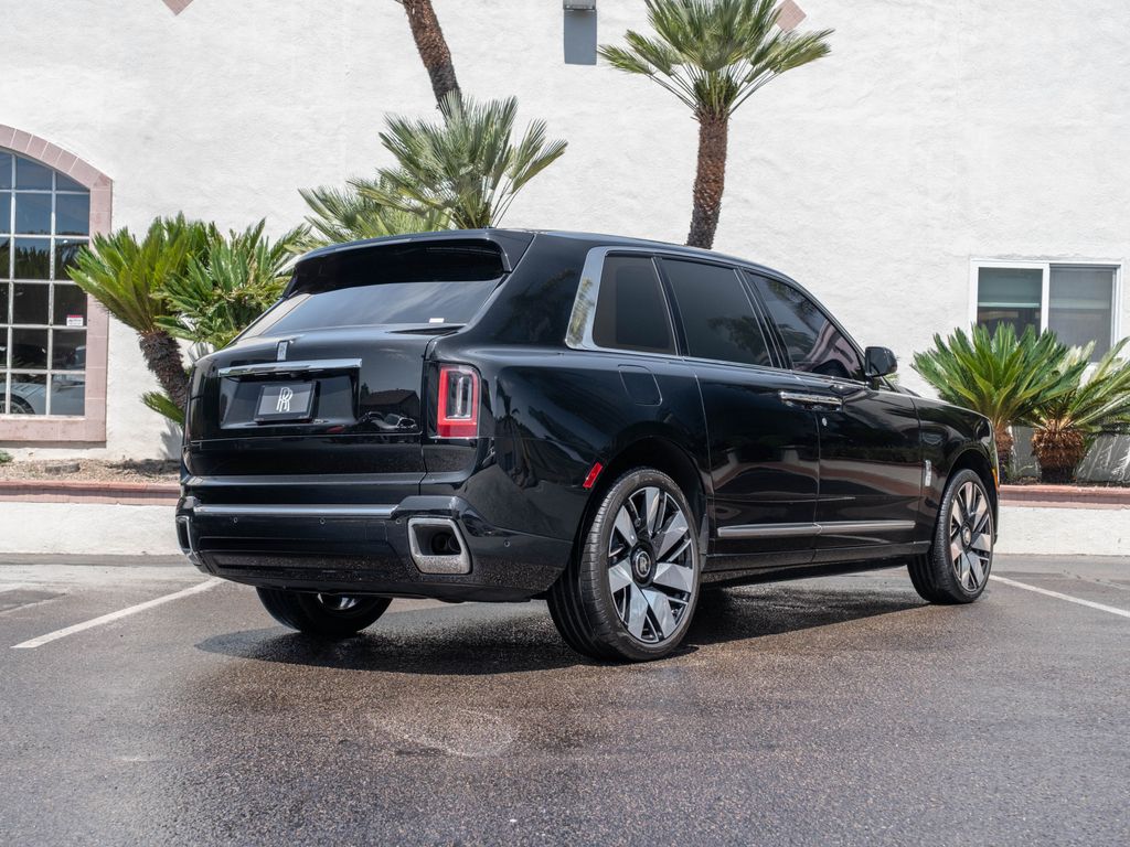 rolls-royce cullinan 2025 SLA13HA08SU230719 image rolls-royce cullinan 2025 SLA13HA08SU230719 image