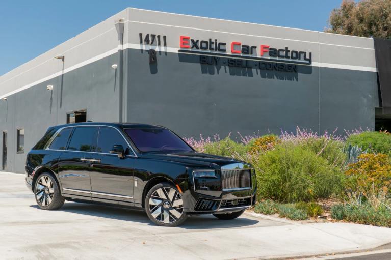 rolls-royce cullinan 2025 SLA13HA05SU229933 image rolls-royce cullinan 2025 SLA13HA05SU229933 image