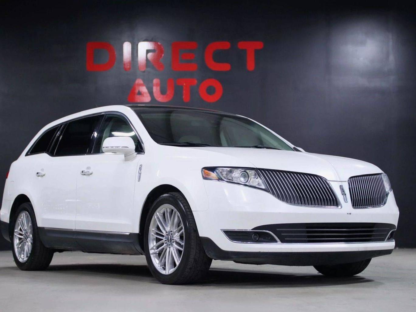 LINCOLN MKT 2016 2LMHJ5ATXGBL00367 image