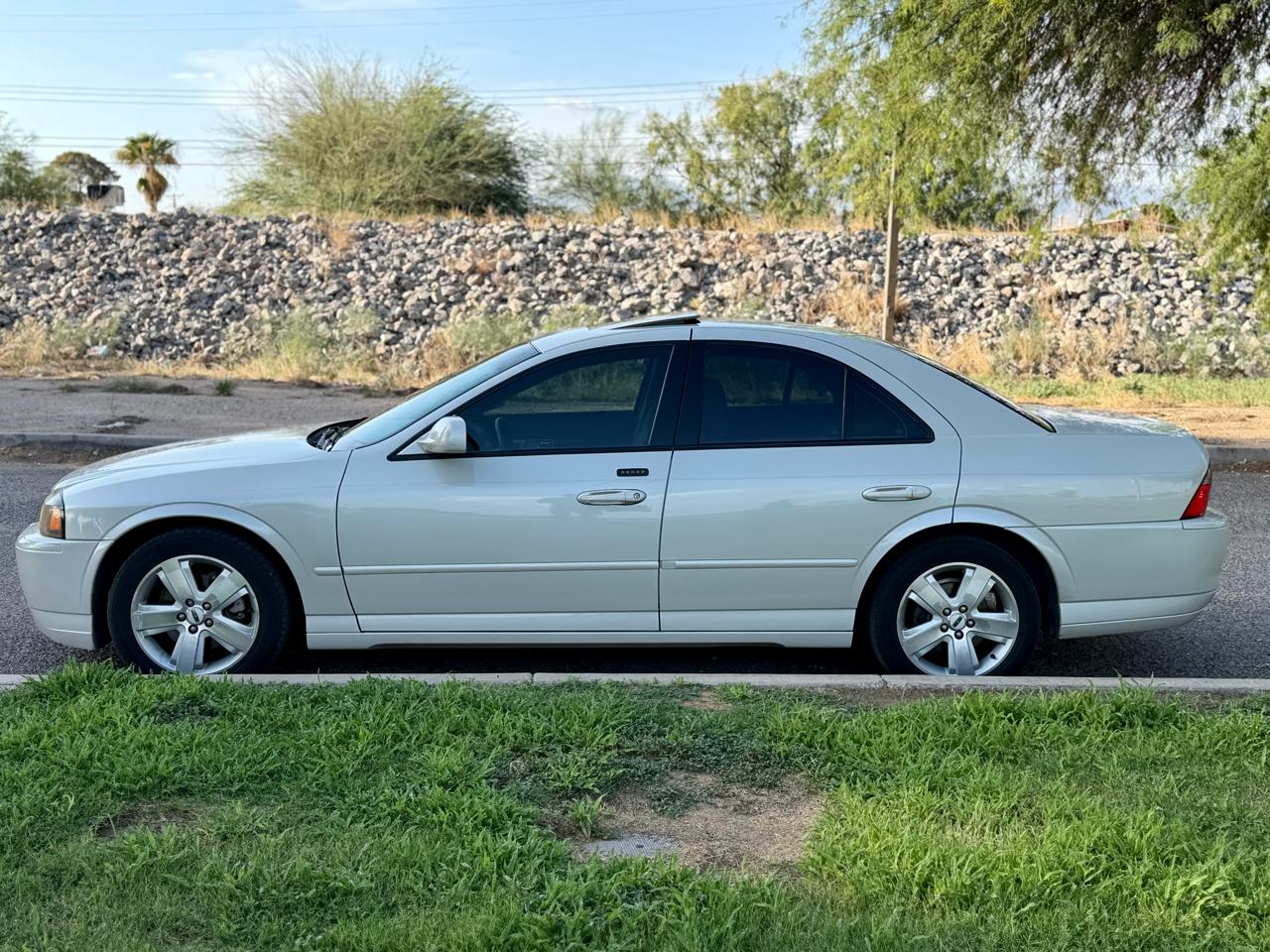 lincoln ls 2006 1LNFM87A46Y636650 image lincoln ls 2006 1LNFM87A46Y636650 image