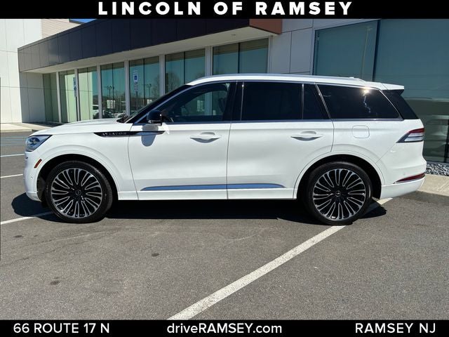 lincoln aviator 2023 5LM5J9XC1PGL13639 image lincoln aviator 2023 5LM5J9XC1PGL13639 image