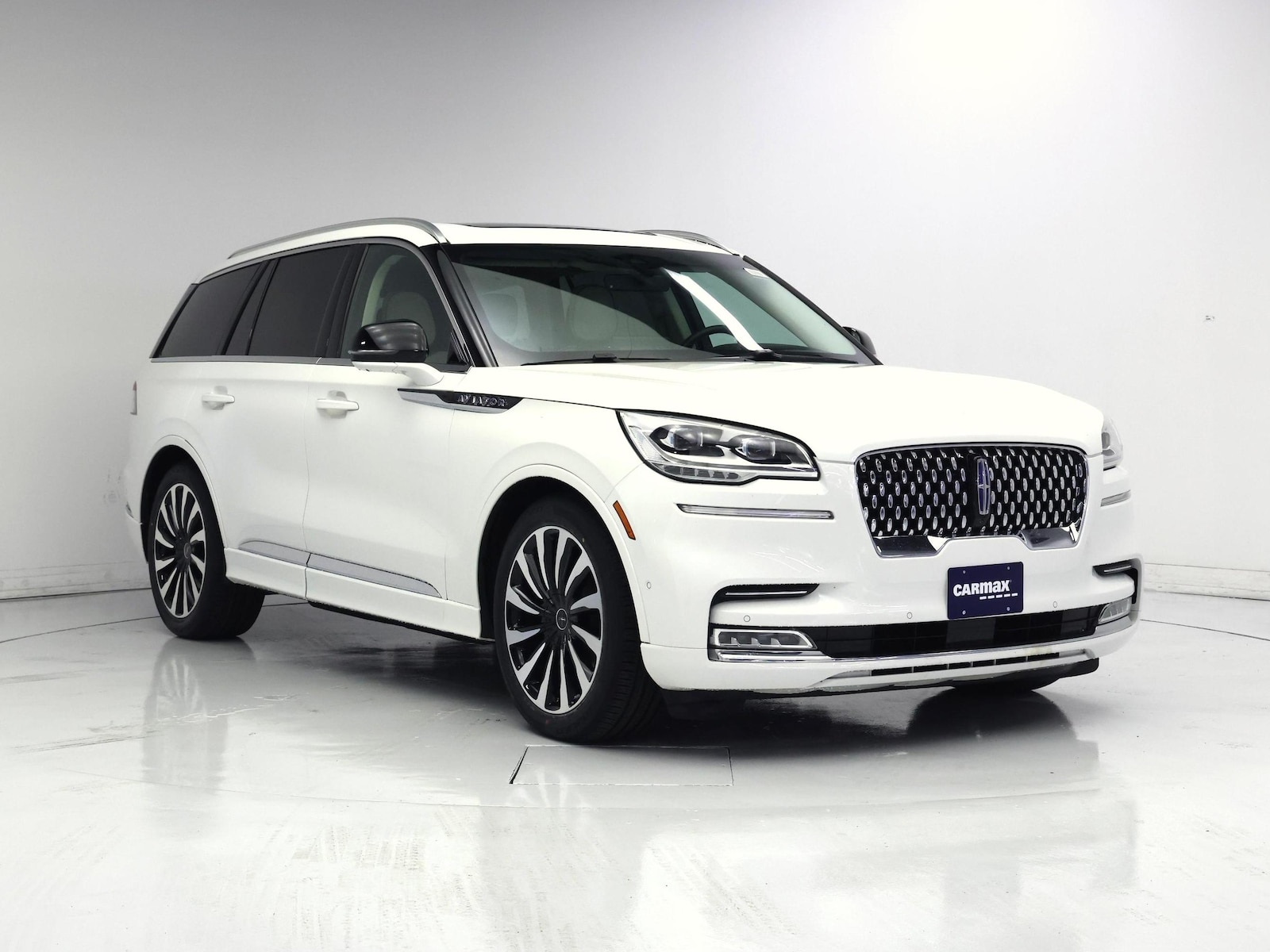 lincoln aviator 2023 5LMYJ9YY5PNL01478 image lincoln aviator 2023 5LMYJ9YY5PNL01478 image