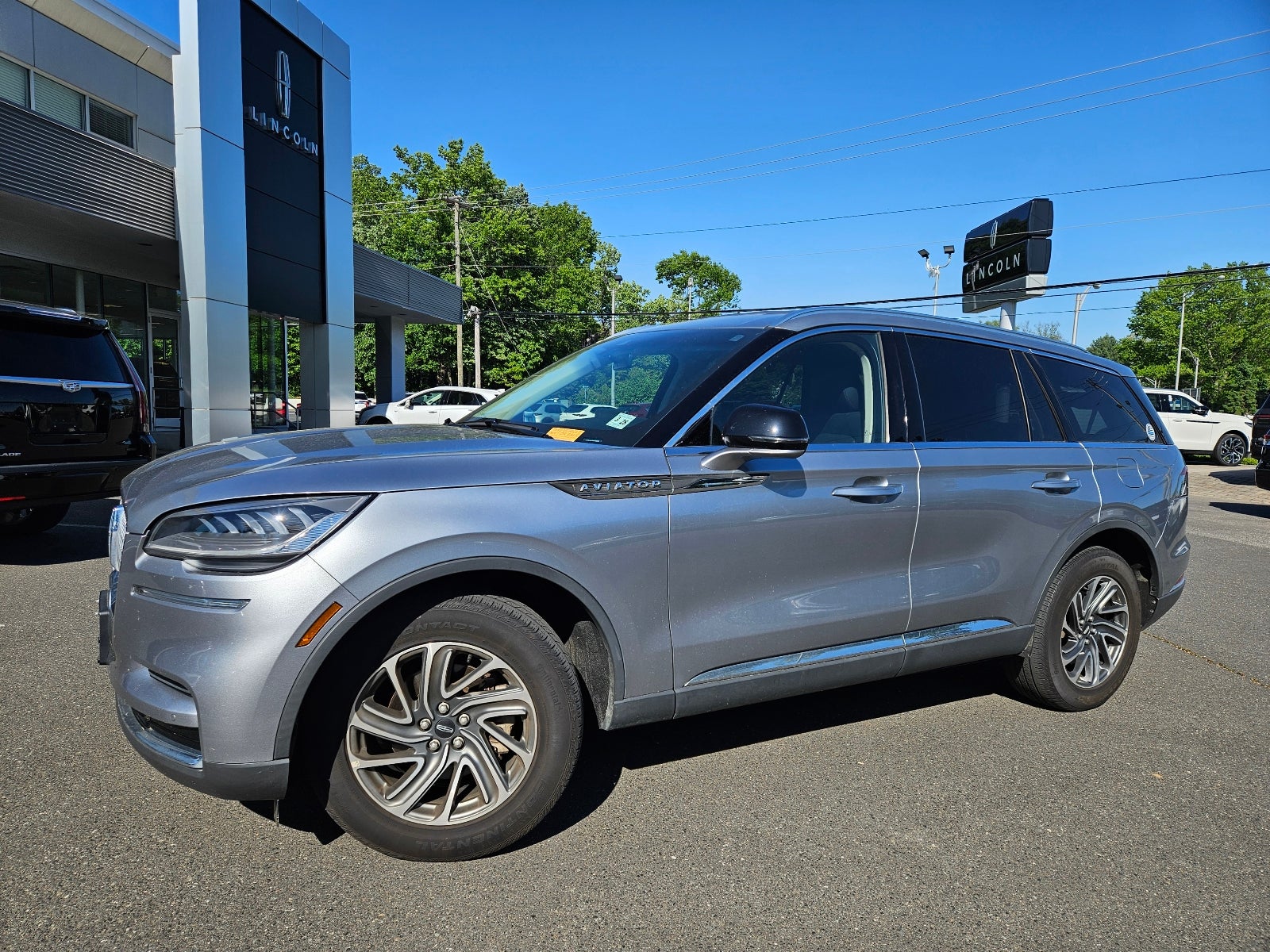 lincoln aviator 2023 5LM5J6XC2PGL03295 image lincoln aviator 2023 5LM5J6XC2PGL03295 image