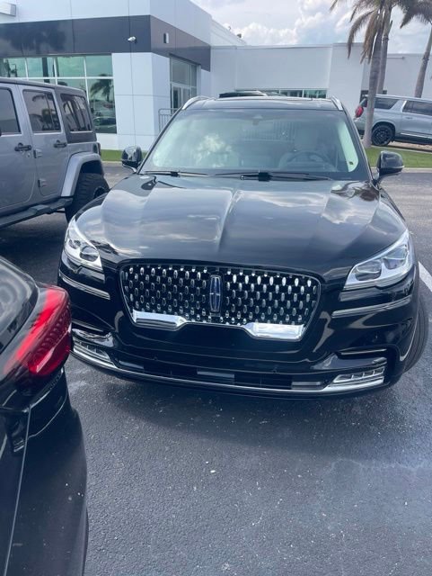 lincoln aviator 2023 5LMYJ9YY3PNL00653 image lincoln aviator 2023 5LMYJ9YY3PNL00653 image
