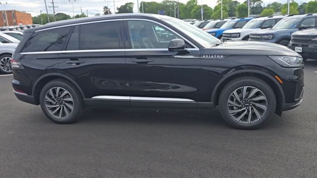 lincoln aviator 2026 5LM5J6XC5TGL14138 image lincoln aviator 2026 5LM5J6XC5TGL14138 image