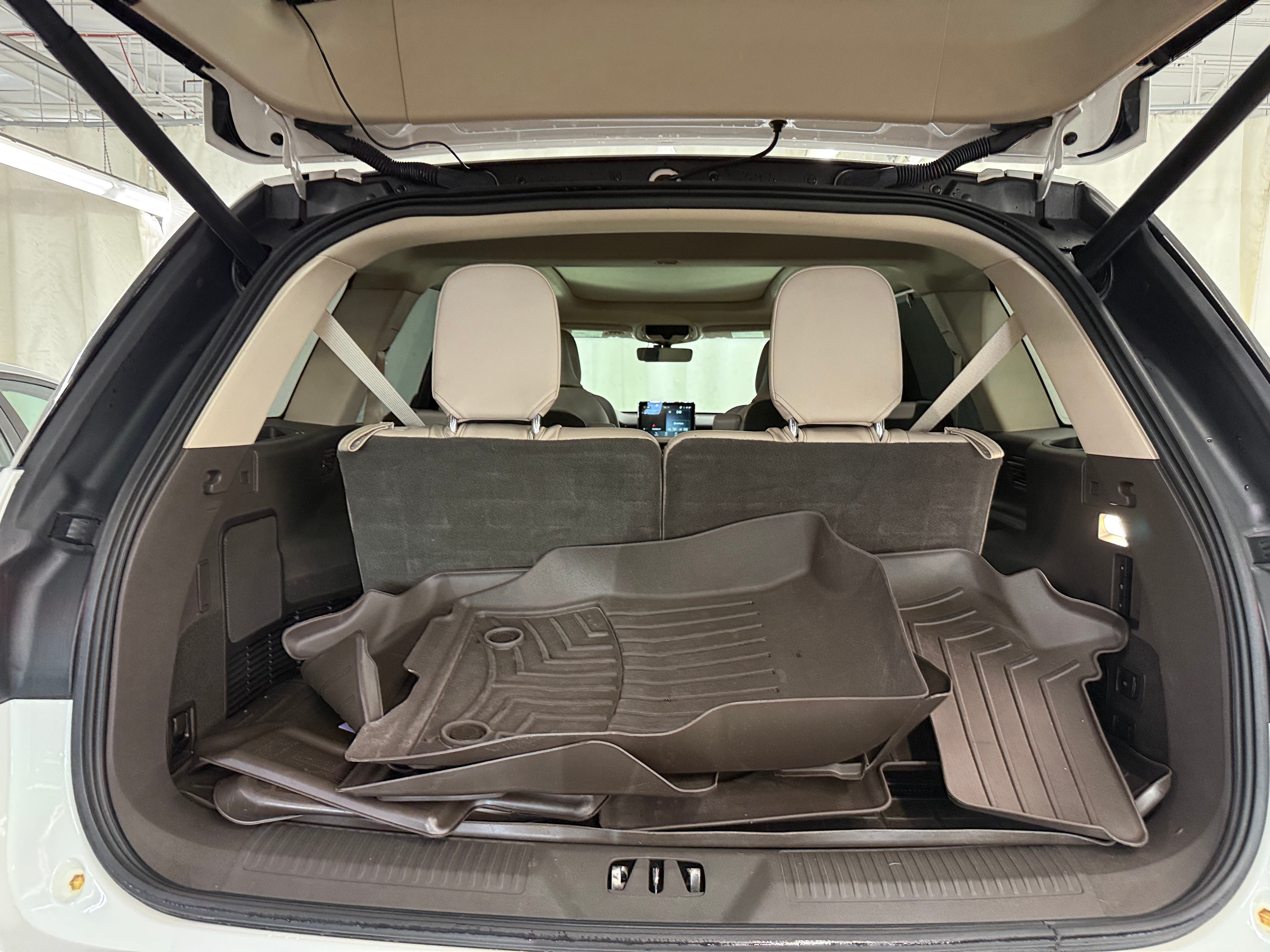 lincoln aviator 2021 5LMYJ8XYXMNL02343 image lincoln aviator 2021 5LMYJ8XYXMNL02343 image
