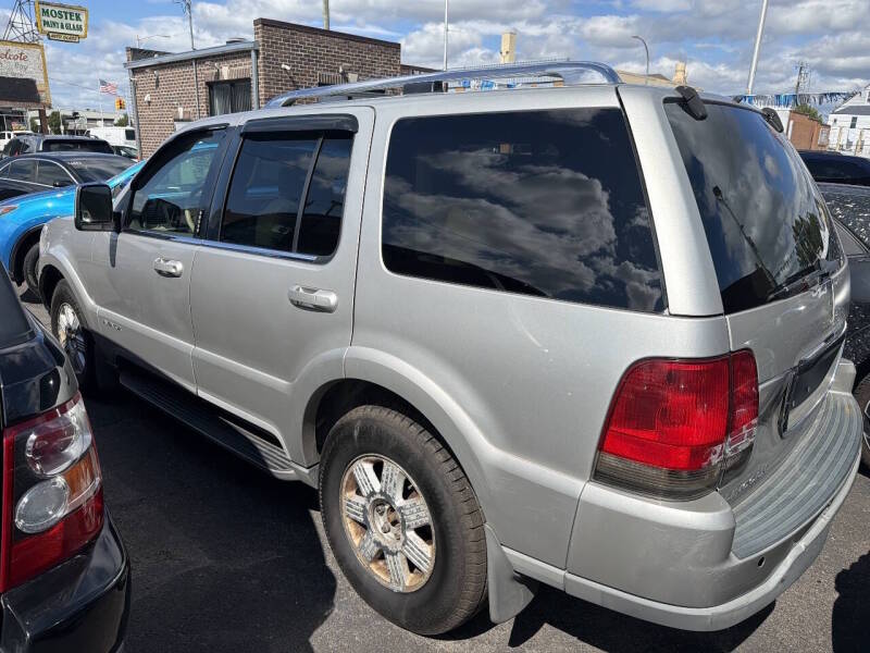 lincoln aviator 2004 5LMEU88H94ZJ52369 image lincoln aviator 2004 5LMEU88H94ZJ52369 image