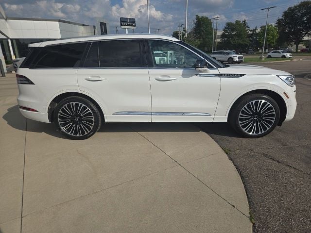 lincoln aviator 2024 5LM5J9XC1RGL09450 image lincoln aviator 2024 5LM5J9XC1RGL09450 image