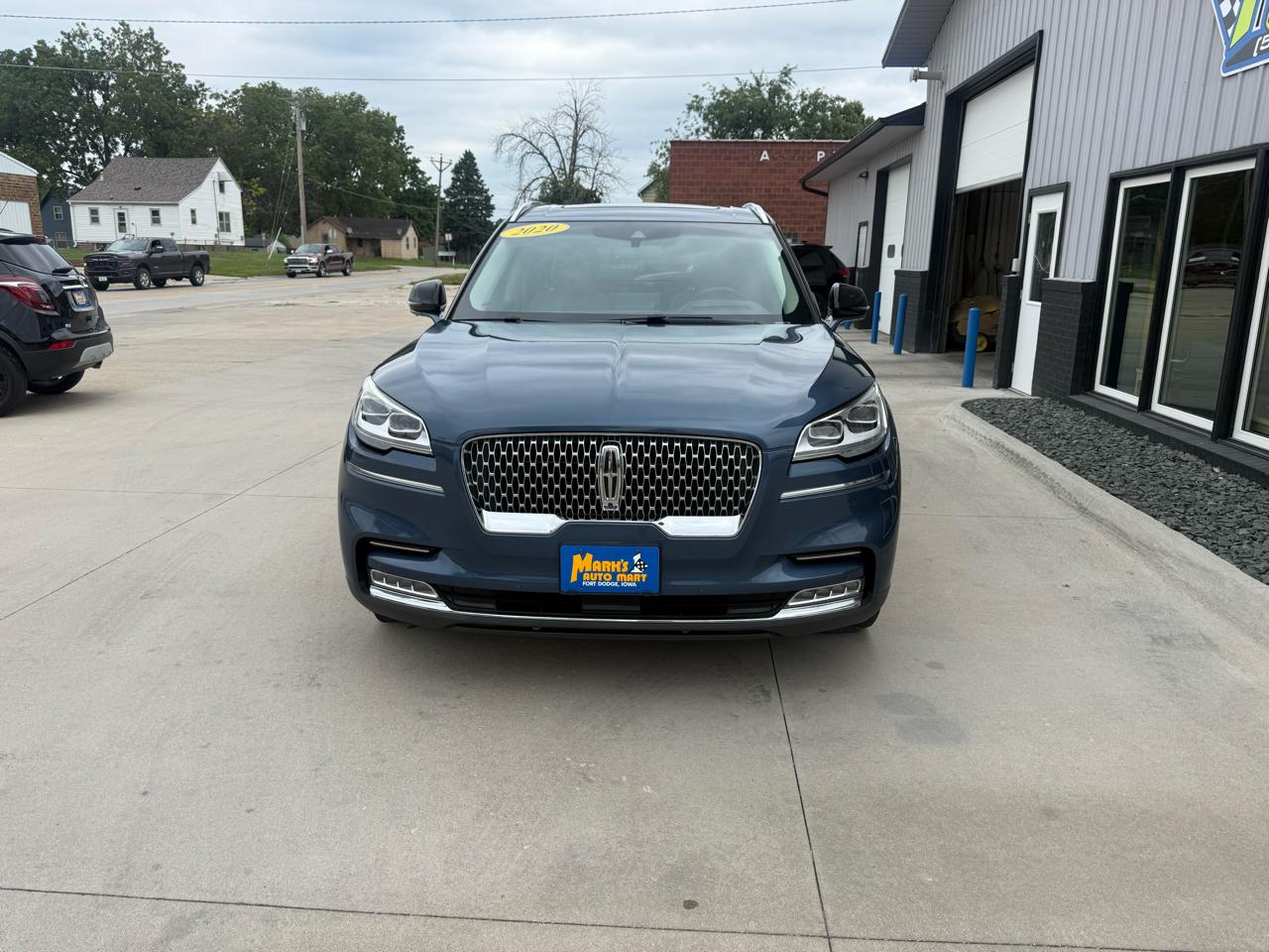 lincoln aviator 2020 5LM5J7XC8LGL07626 image lincoln aviator 2020 5LM5J7XC8LGL07626 image