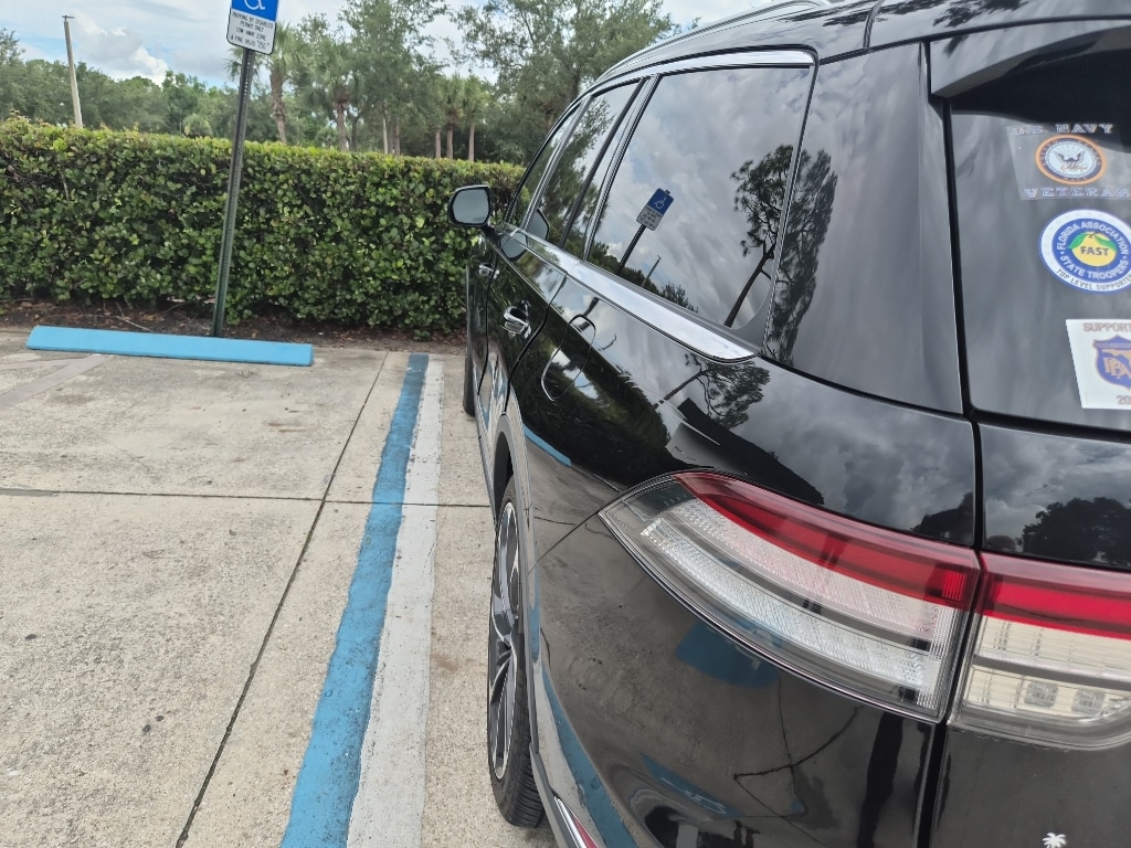 lincoln aviator 2020 5LM5J7XC7LGL01736 image lincoln aviator 2020 5LM5J7XC7LGL01736 image