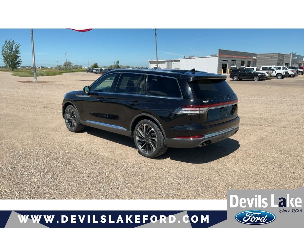lincoln aviator 2020 5LM5J7XC8LGL09280 image lincoln aviator 2020 5LM5J7XC8LGL09280 image