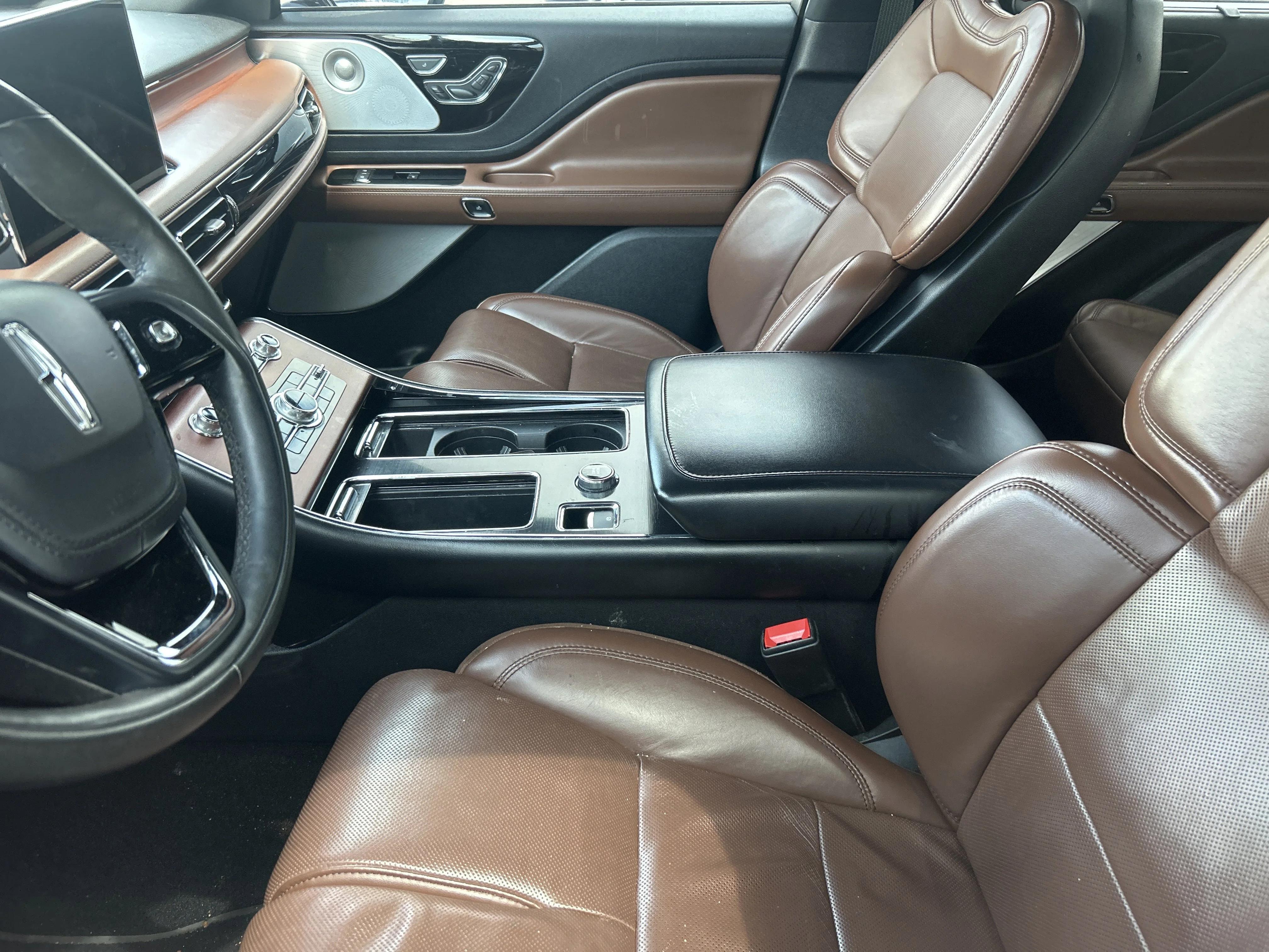lincoln aviator 2020 5LM5J7XC7LGL32758 image lincoln aviator 2020 5LM5J7XC7LGL32758 image