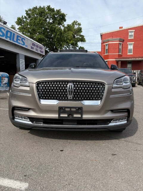 lincoln aviator 2020 5LM5J7XC6LGL09715 image lincoln aviator 2020 5LM5J7XC6LGL09715 image