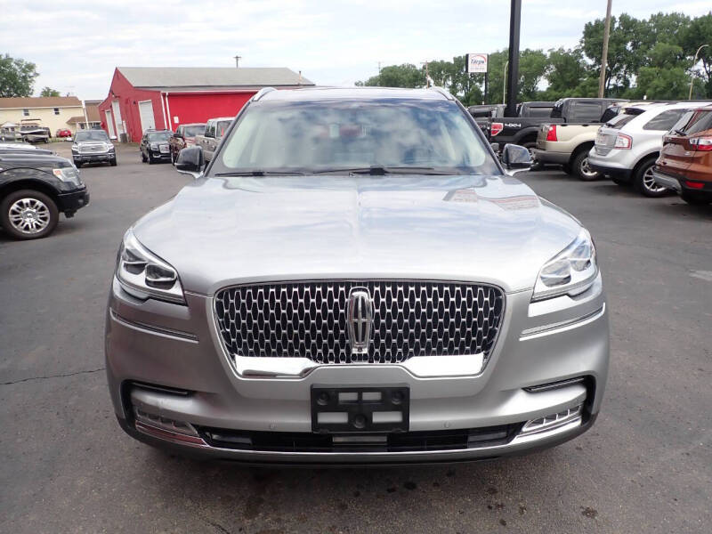 lincoln aviator 2020 5LM5J7XC6LGL25235 image lincoln aviator 2020 5LM5J7XC6LGL25235 image